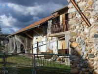 Le Poët - Hautes Alpes  Rue Ville Haute - Bâtiment agricole ...
