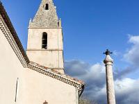 Le Poët - Hautes Alpes  Eglise Saint Pierre, monument aux morts et arbre de la Liberté ...