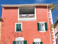 Martigues - L'île  Façade colorée quartier de L'île