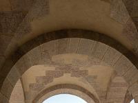 Place forte de Mont Dauphin - XVIIe  Nos voici à l'intérieur de la place forte. En face, la rue principale, la rue Catinat