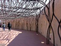 Fort St Jean (XIII / XIVe)  Magnifique tonnelle en acier à l'Est du fort 2/3