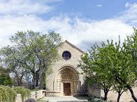 Plateau de Ganagobie (04)  Monastère ND de Ganagobie - le monastère de Ganagobie fut fondé au Xe siècle par Jean III, évêque de Sisteron ...