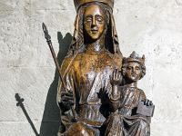 Plateau de Ganagobie (04)  Monastère ND de Ganagobie - Sculpture en bois de la Vierge Marie en majesté, avec son Fils, l'Enfant Jésus (Xllle-XIVe siècle)