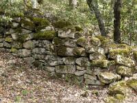 Plateau de Ganagobie (04)  Les ruines du viilage de villevieille - Vestiges à l'extrème Est du plateau 2/3 ...