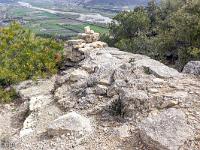 Plateau de Ganagobie (04)  Les ruines du viilage de villevieille - Endroit idéal pour surveiller la vallée de la Durance ...
