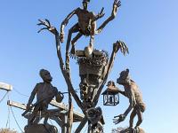 Port de Bouc - Bouches du Rhône  Sculptures de Raymond Moralès