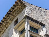 Salagon  Fenêtre d'angle à meneaux ...