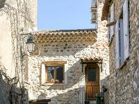 Régusse (Var)  Impasse dans le village médiéval