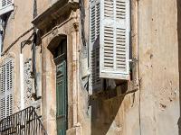 Régusse (Var)  Une autre belle porte (autre vue)