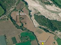 Ferme ruinée de la Tuilière à Ribiers  La Tuilière à 2,5 km au Nord/Ouest de Ribiers