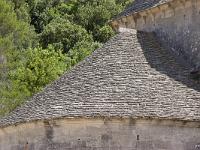 abbaye-senanque-008-2  Abbaye de Sénanque - Couverture du chevet de l'église