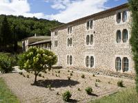 abbaye-senanque-014-2  Abbaye de Sénanque - Le nouveau monastère ou vivent aujourd'hui les moines
