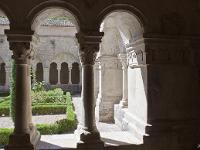 abbaye-senanque-033-2  Abbaye de Sénanque - Le cloître
