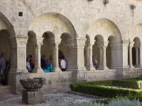 abbaye-senanque-035-2  Abbaye de Sénanque - Le cloître