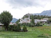 Saint Vincent les Forts (Ht Alpes)  Vue générale de Saint Vincent les Forts