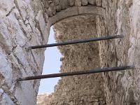 Eglise St Barthélémy d'Ongles - XIIe  Vue sur l'intérieur du clocher