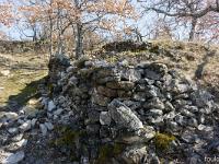 Village ruiné de Vière  Vestiges de murs au Nord/Est du village 3/4