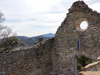 Eglise Saint Antoine  Mur Sud et l'entrée à l'Ouest