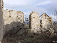 Le Château  Murs Nord et Est du logis seigneurial