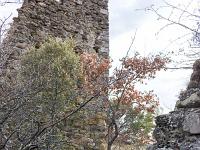 Le Château  Le logis seigneurial depuis le rampart Est qui était jadis accolé au dit logis