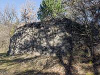 Le Vieil Eyguians  Vestiges d'une bâtisse (Sud) ...