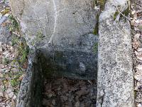 Le Vieil Eyguians  Petit bassin à l'Ouest de l'église ...